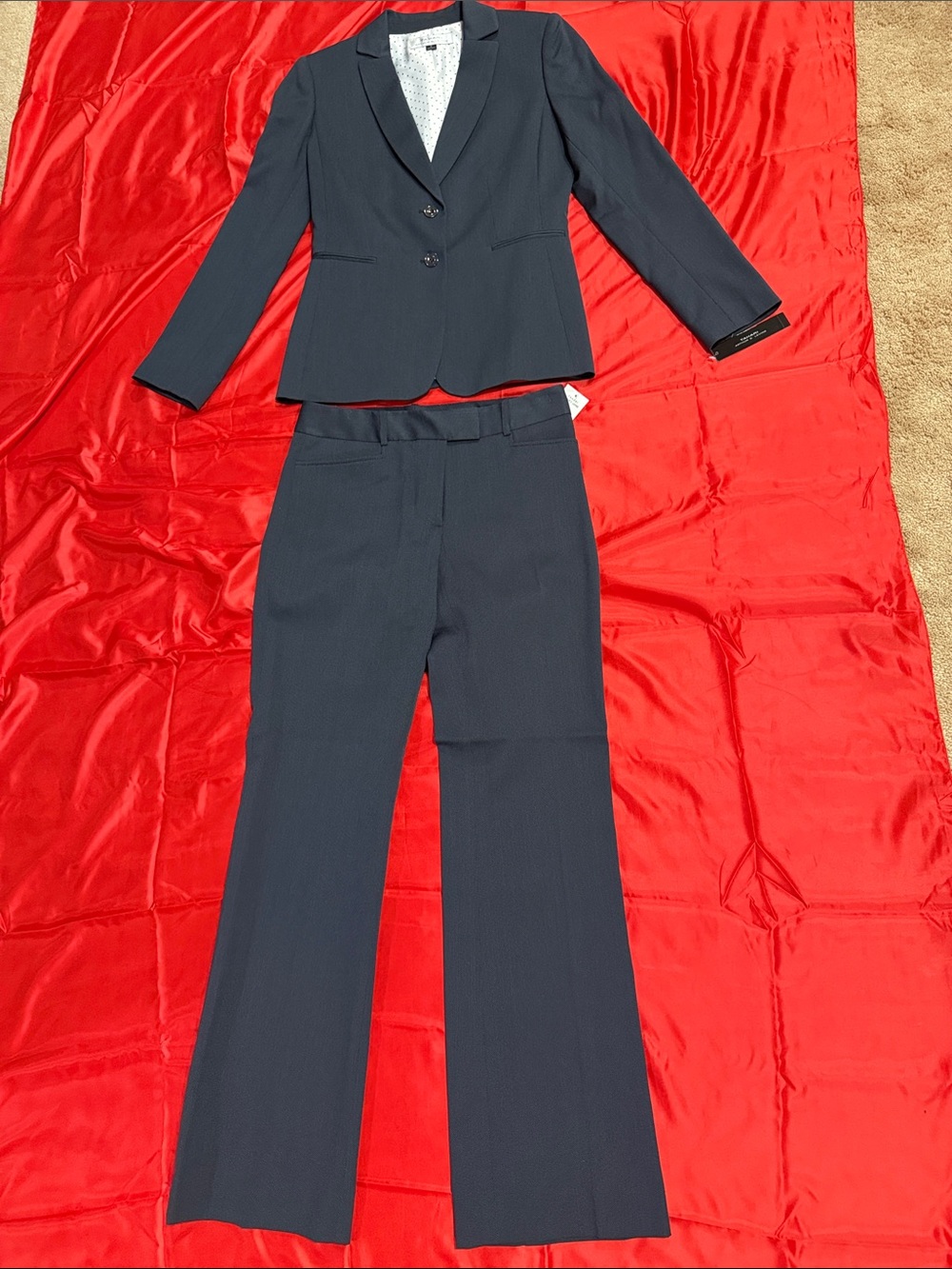 Authentic Tahari Arthur S. Levine NWT Navy Blue 2 Piece Pant Suit- Blazer & Pant